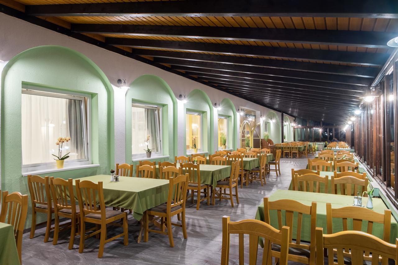 Land-Plan Hotel Toltestava Extérieur photo