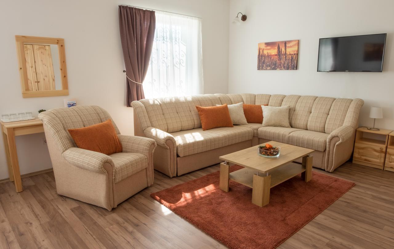 Land-Plan Hotel Toltestava Extérieur photo
