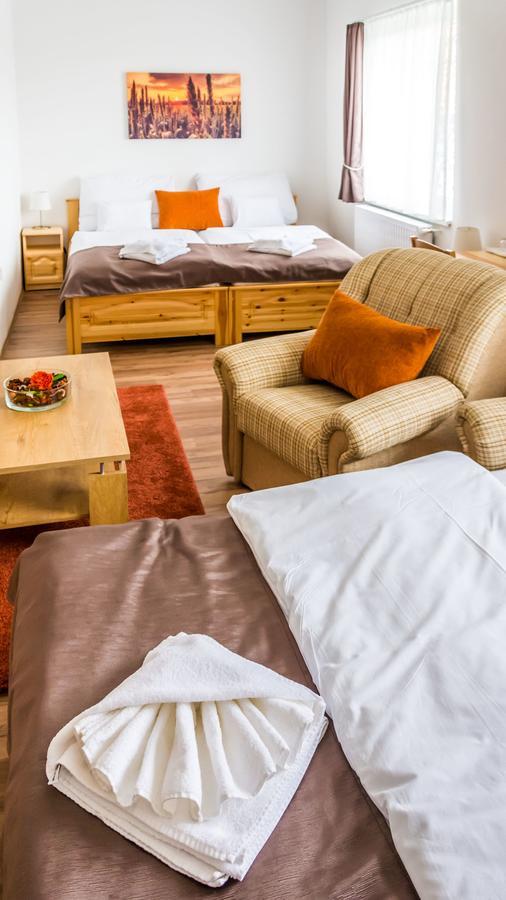Land-Plan Hotel Toltestava Extérieur photo